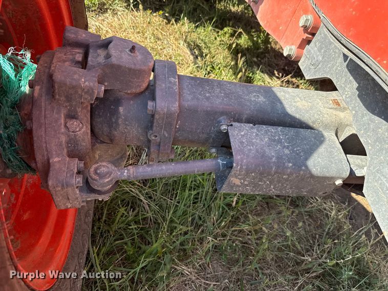 image for item GH9341 2020 Kubota M5-111D MFWD tractor