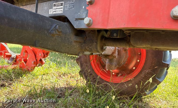 image for item GH9341 2020 Kubota M5-111D MFWD tractor