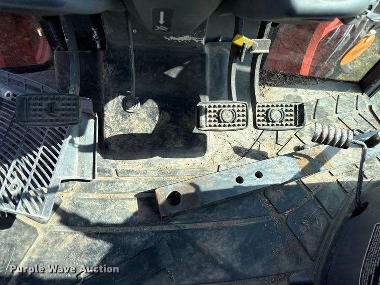 image for item GH9341 2020 Kubota M5-111D MFWD tractor