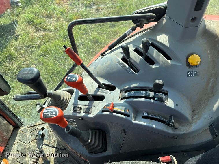 image for item GH9341 2020 Kubota M5-111D MFWD tractor