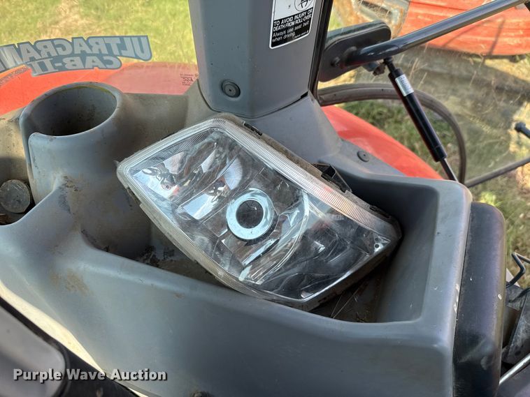 image for item GH9341 2020 Kubota M5-111D MFWD tractor