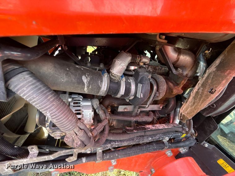 image for item GH9341 2020 Kubota M5-111D MFWD tractor