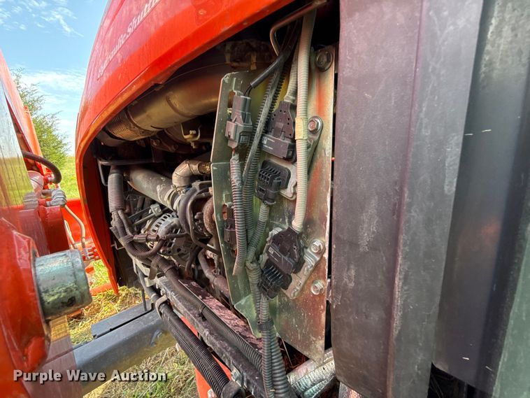 image for item GH9341 2020 Kubota M5-111D MFWD tractor