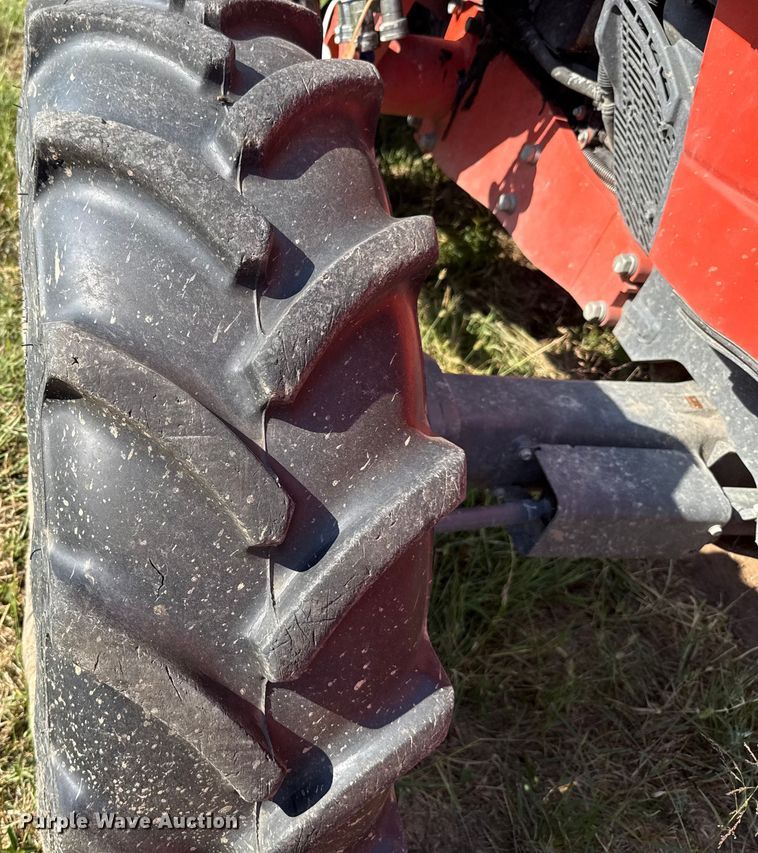 image for item GH9341 2020 Kubota M5-111D MFWD tractor