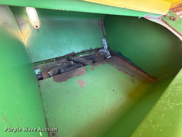 image for item GH9347 John Deere 8300 grain drill
