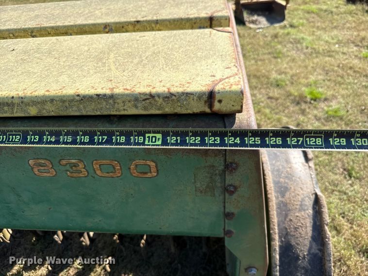 image for item GH9347 John Deere 8300 grain drill