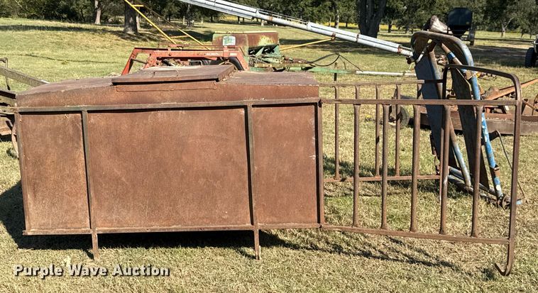 image for item GH9349 Livestock equipment