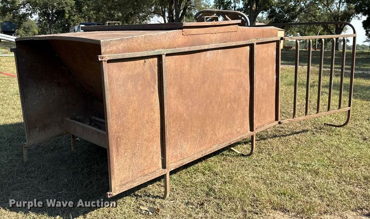 image for item GH9349 Livestock equipment