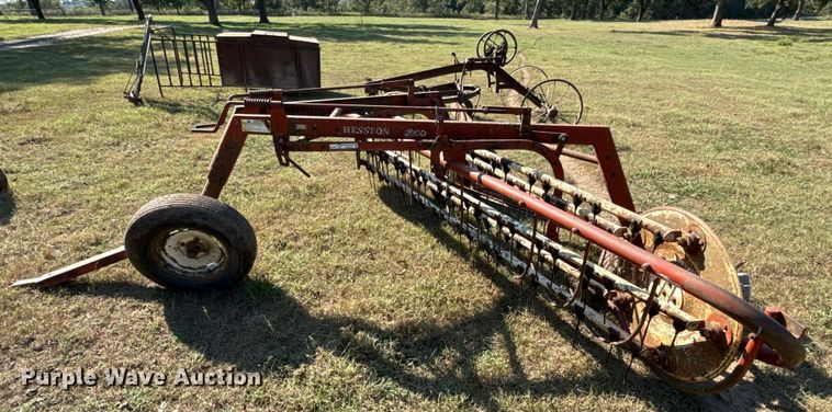 image for item GH9350 Hesston 3900 hay rake