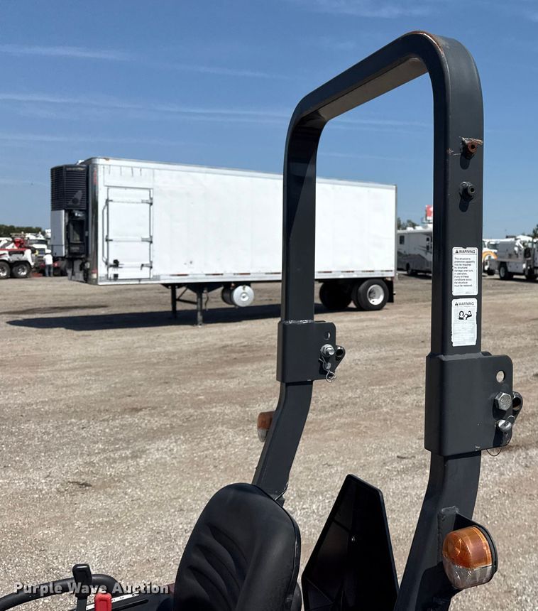 image for item NU9646 Branson 2400h MFWD tractor