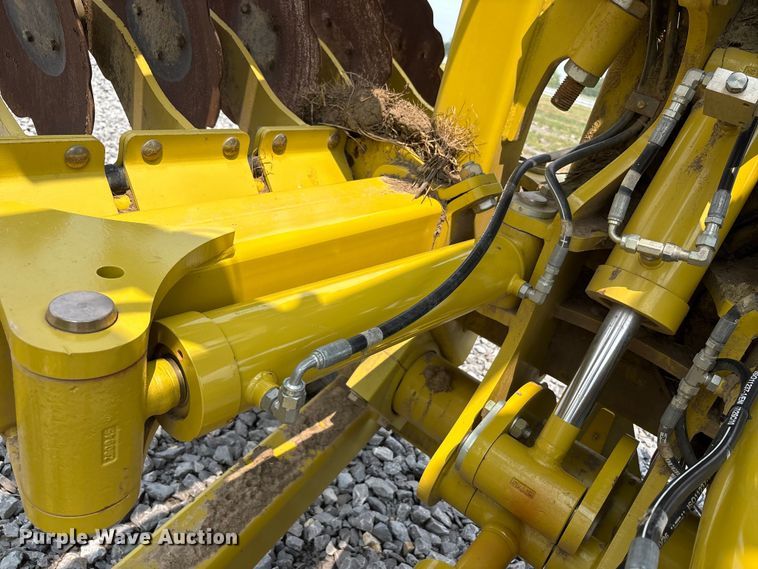 image for item YA0730 Degelman  Pro-Till 14 disk