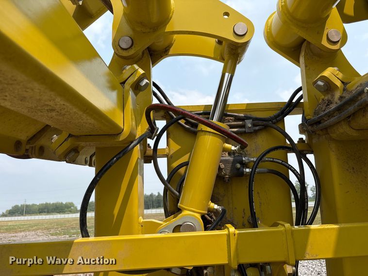 image for item YA0730 Degelman  Pro-Till 14 disk