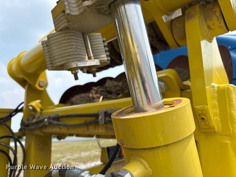 image for item YA0730 Degelman  Pro-Till 14 disk