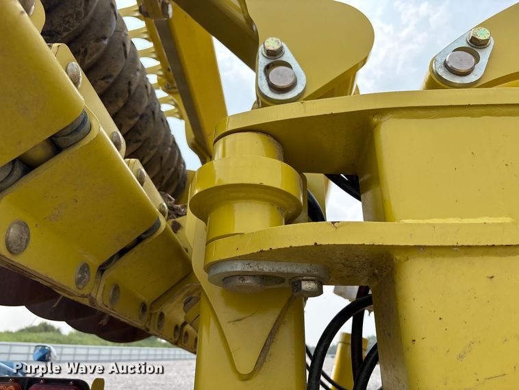 image for item YA0730 Degelman  Pro-Till 14 disk