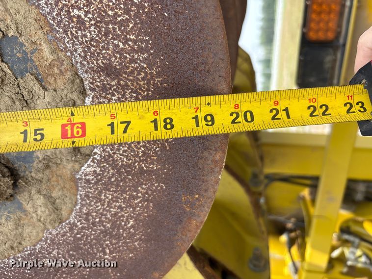 image for item YA0730 Degelman  Pro-Till 14 disk