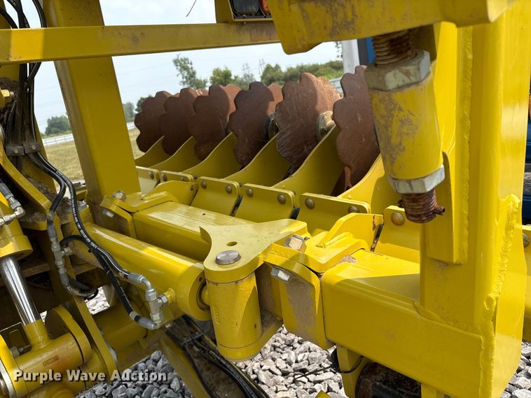 image for item YA0730 Degelman  Pro-Till 14 disk