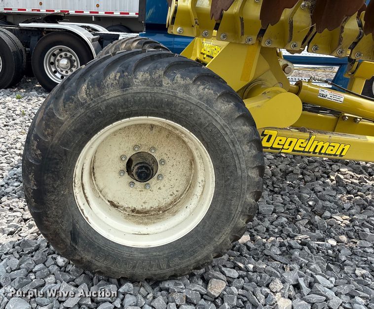 image for item YA0730 Degelman  Pro-Till 14 disk