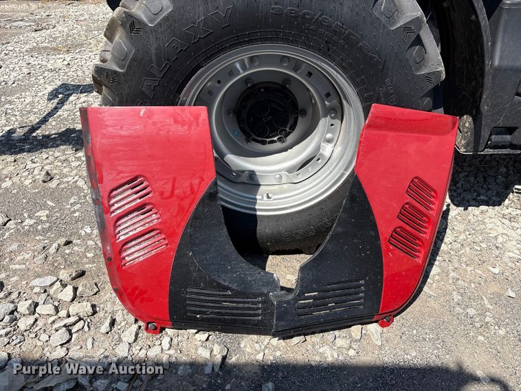image for item YA1093 2024 Case IH Farmall 100C MFWD tractor
