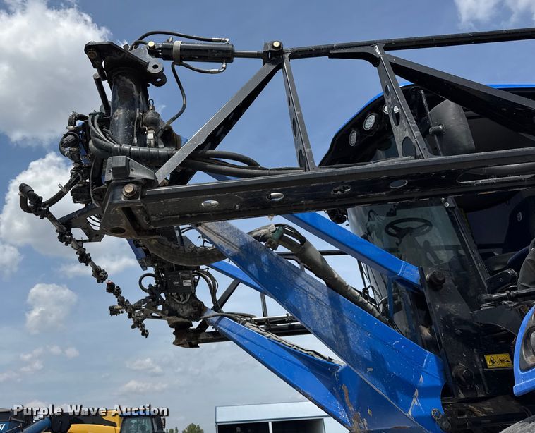 image for item YA1098 2020 New Holland SP310F  sprayer