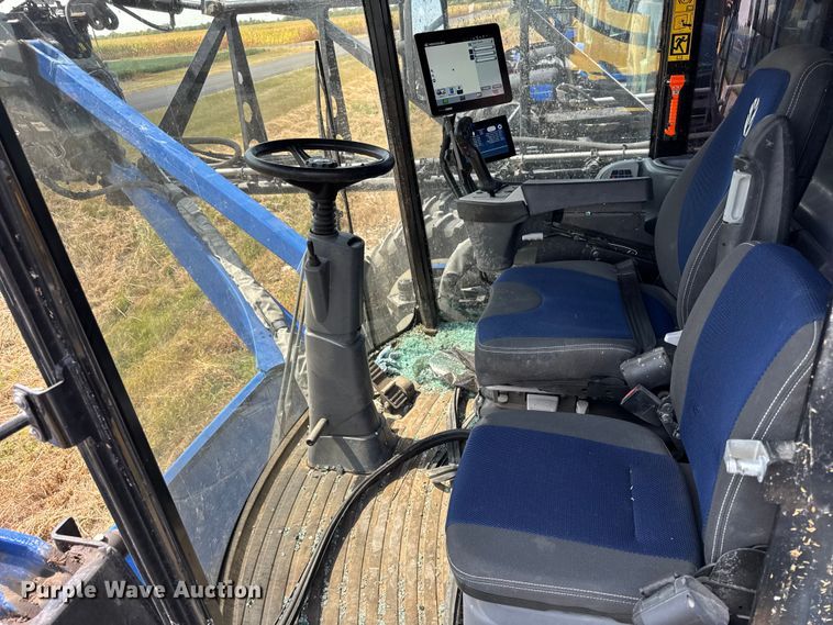 image for item YA1098 2020 New Holland SP310F  sprayer