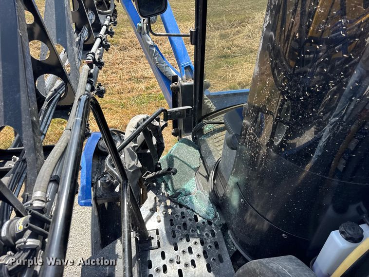 image for item YA1098 2020 New Holland SP310F  sprayer