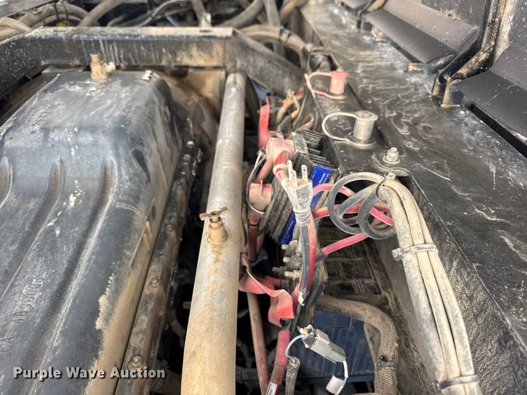 image for item YA1098 2020 New Holland SP310F  sprayer