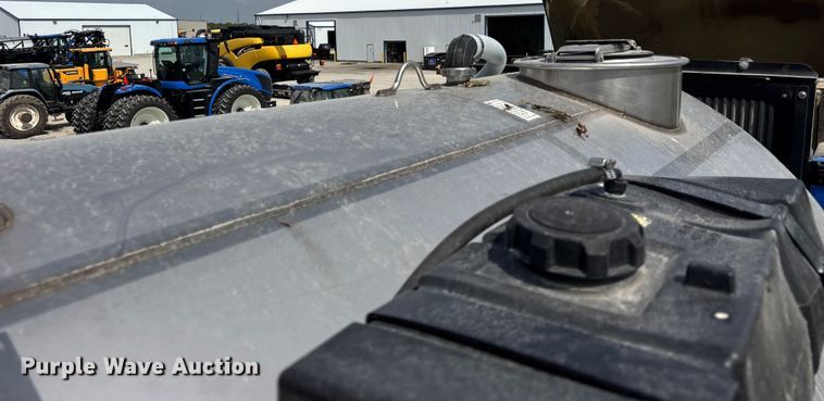 image for item YA1098 2020 New Holland SP310F  sprayer