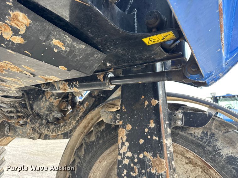 image for item YA1098 2020 New Holland SP310F  sprayer