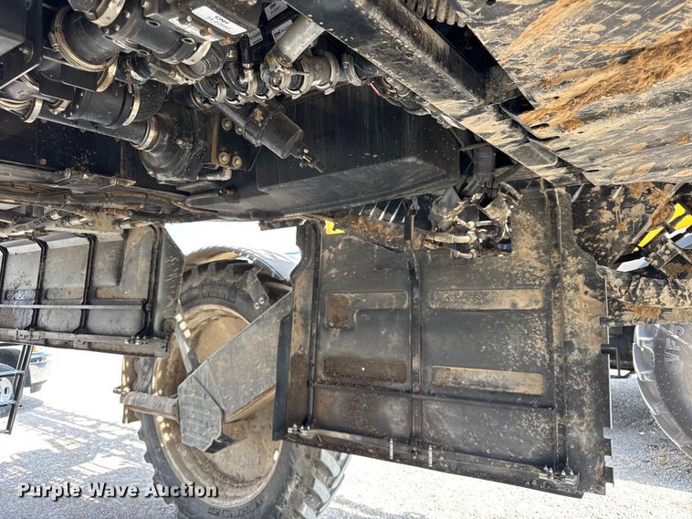 image for item YA1098 2020 New Holland SP310F  sprayer