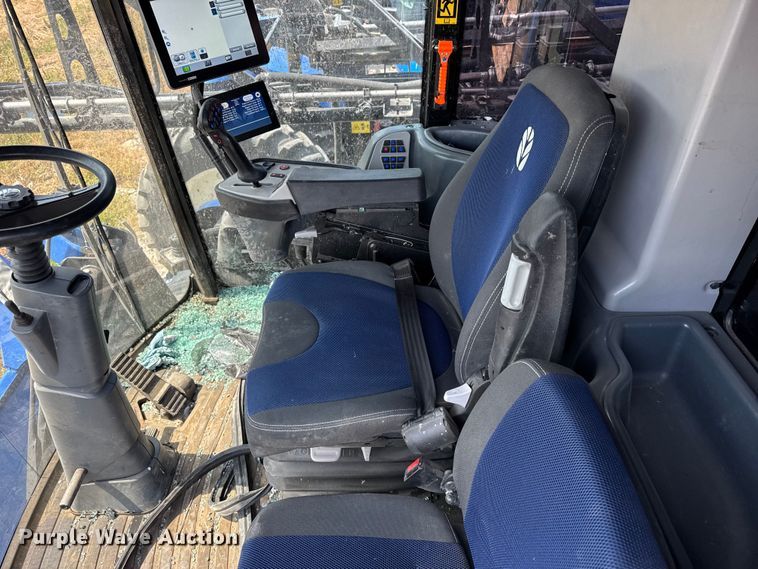 image for item YA1098 2020 New Holland SP310F  sprayer