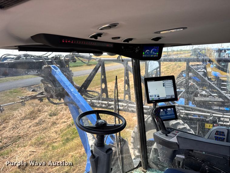 image for item YA1098 2020 New Holland SP310F  sprayer