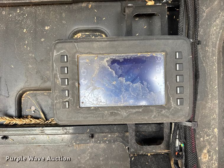 image for item YA1098 2020 New Holland SP310F  sprayer