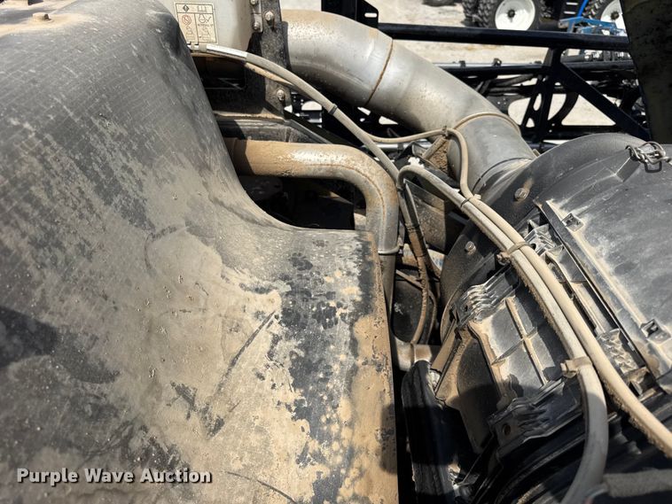 image for item YA1098 2020 New Holland SP310F  sprayer