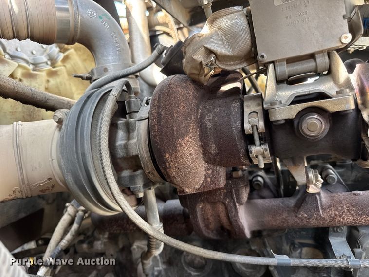 image for item YA1098 2020 New Holland SP310F  sprayer