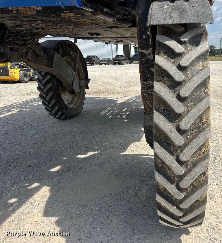 image for item YA1098 2020 New Holland SP310F  sprayer