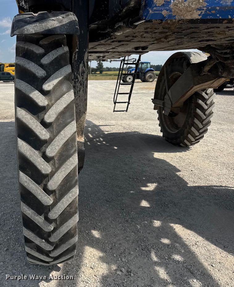 image for item YA1098 2020 New Holland SP310F  sprayer