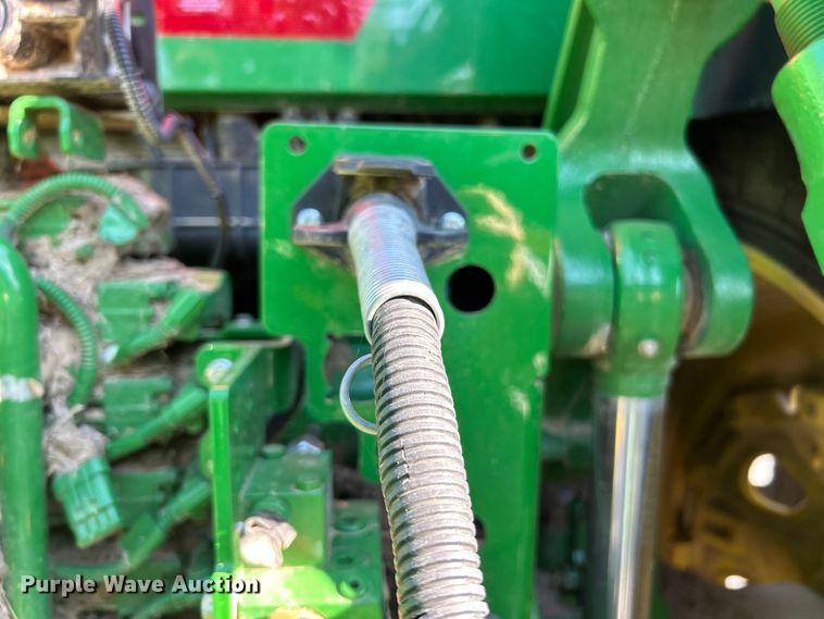 image for item YA1142 2018 John Deere 2330 mulch finisher