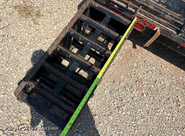 image for item DO1179 2018 Pitts drop deck equipment trailer