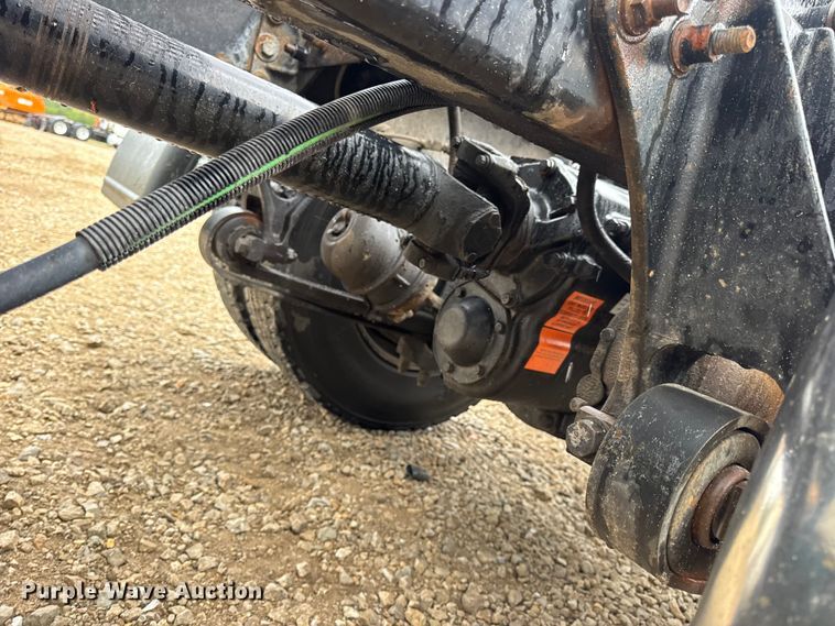 image for item DO2218 2003 International 9200i semi truck