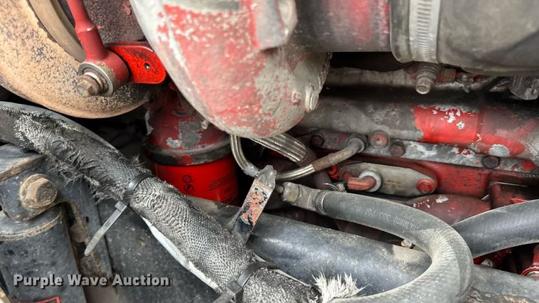 image for item DO2218 2003 International 9200i semi truck