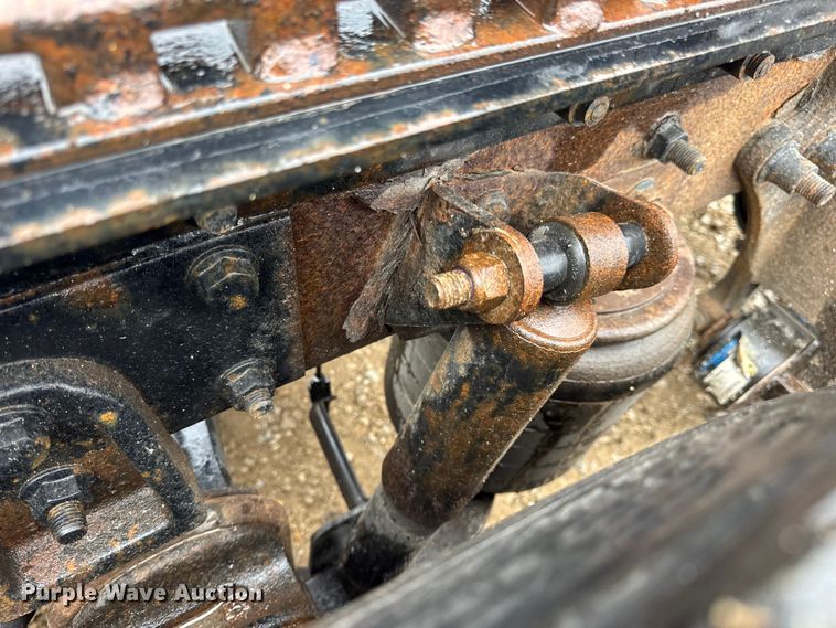 image for item DO2219 2007 International 8600 semi truck