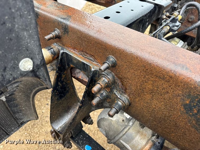 image for item DO2219 2007 International 8600 semi truck