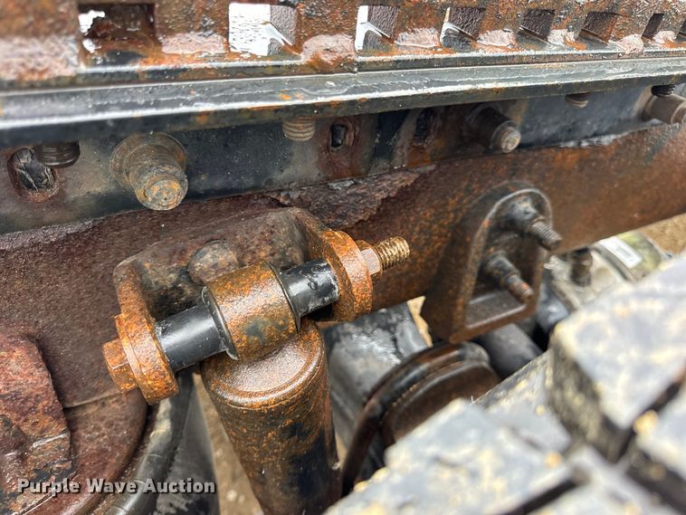 image for item DO2219 2007 International 8600 semi truck