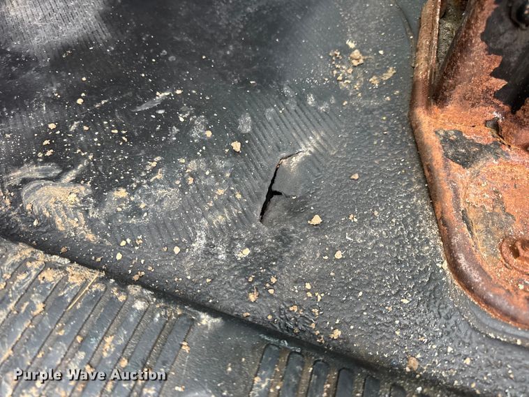 image for item DO2219 2007 International 8600 semi truck