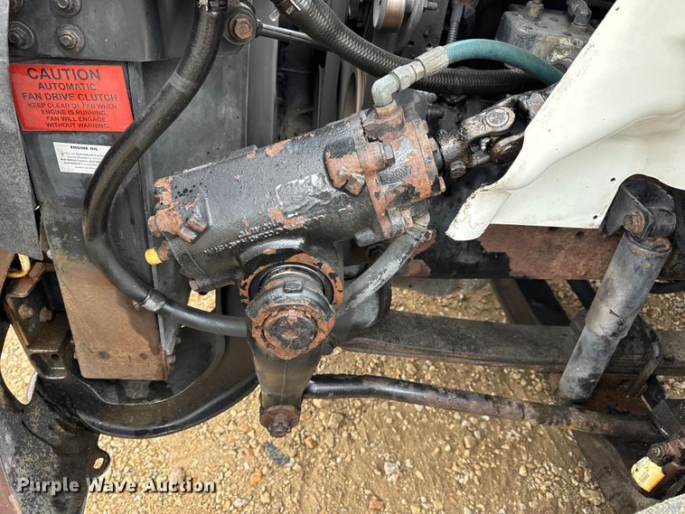 image for item DO2219 2007 International 8600 semi truck