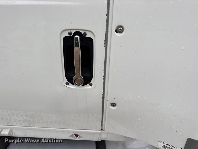 image for item DO2220 2013 International ProStar Plus semi truck