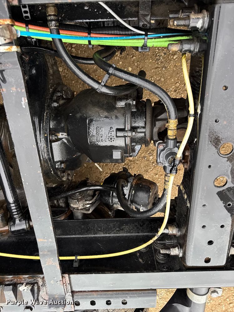 image for item DO2220 2013 International ProStar Plus semi truck