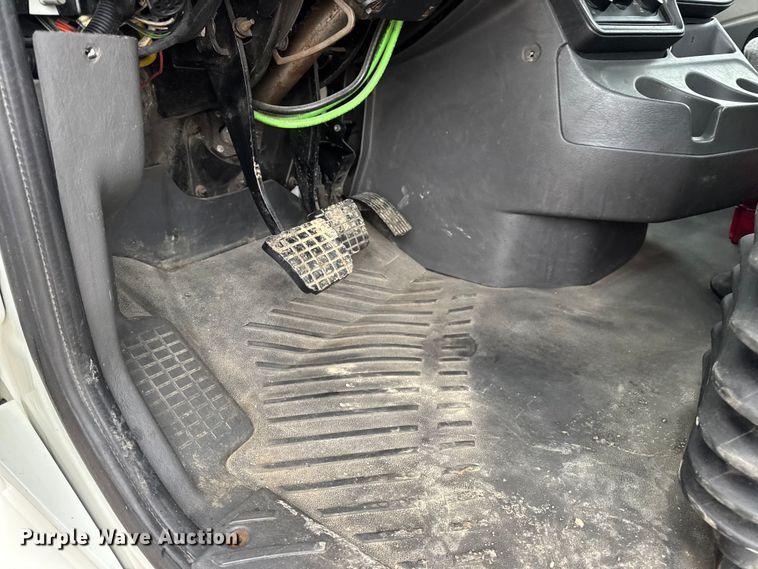 image for item DO2220 2013 International ProStar Plus semi truck