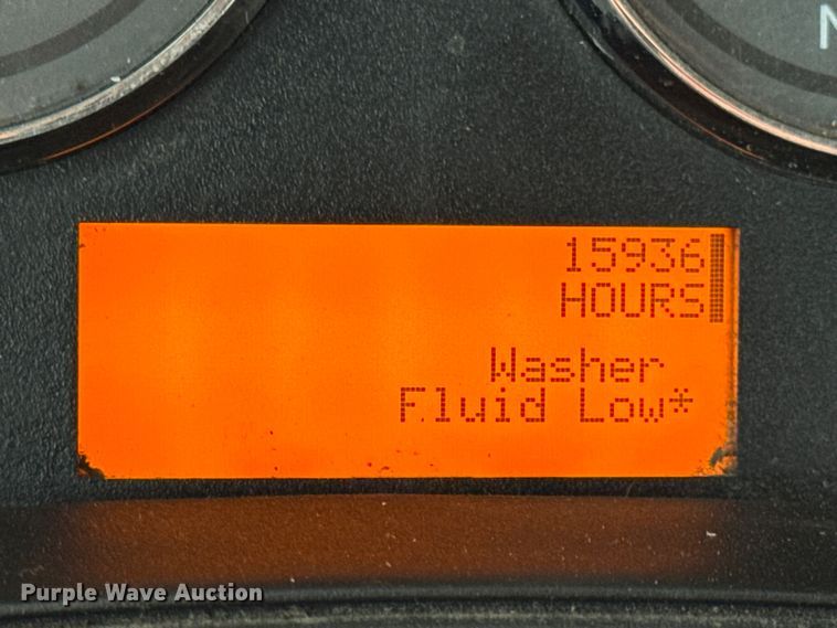 image for item DO2220 2013 International ProStar Plus semi truck