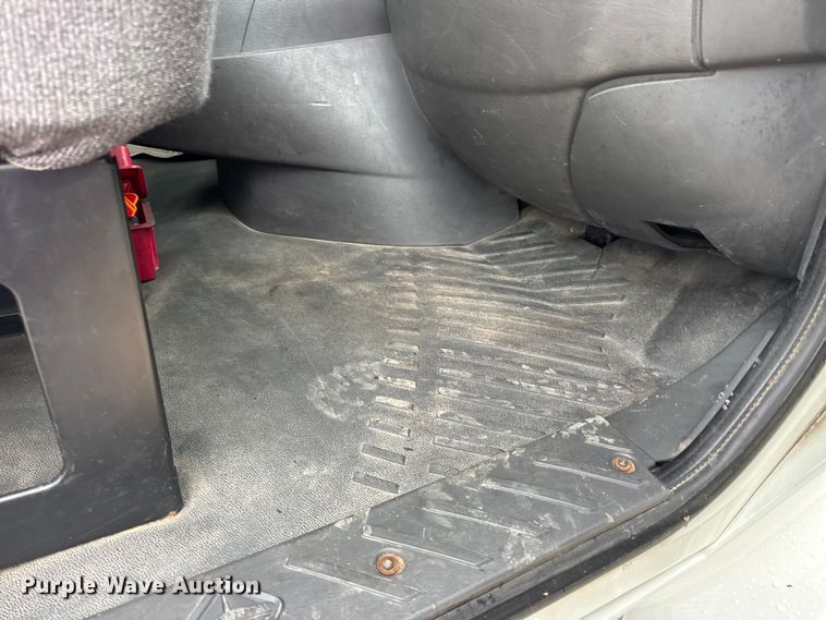 image for item DO2220 2013 International ProStar Plus semi truck